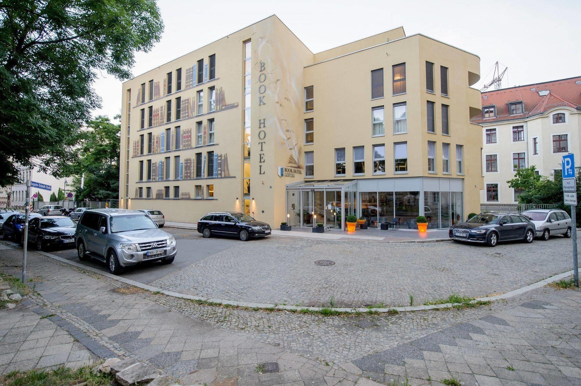 Book Hotel Leipzig Exterior foto